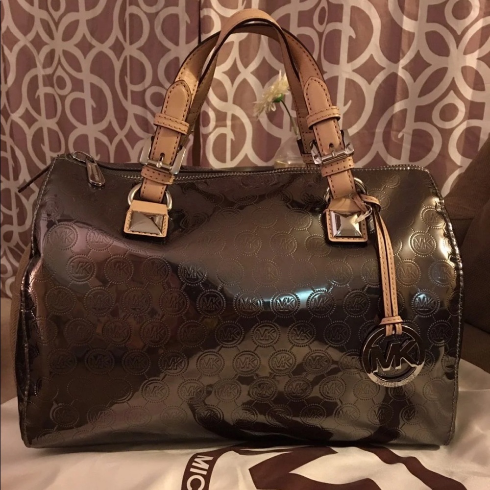 Michael Kors purse